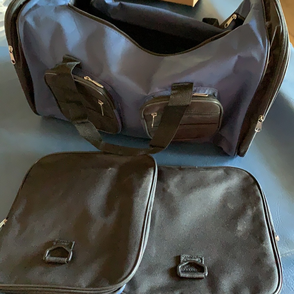 Luggage - Picture 5 of 5